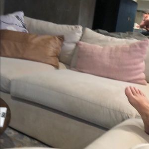 Meet your Posher, Sara